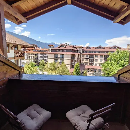 Apartman Casual Near Gondola & Center - Neon