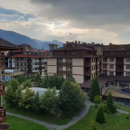Casual Near Gondola & Center - Neon Apartment *