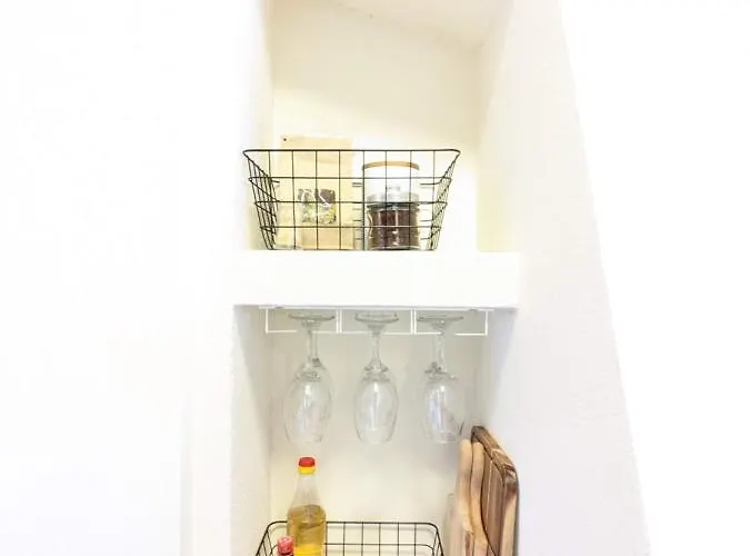 Casual Near Gondola & Center - Neon アパート