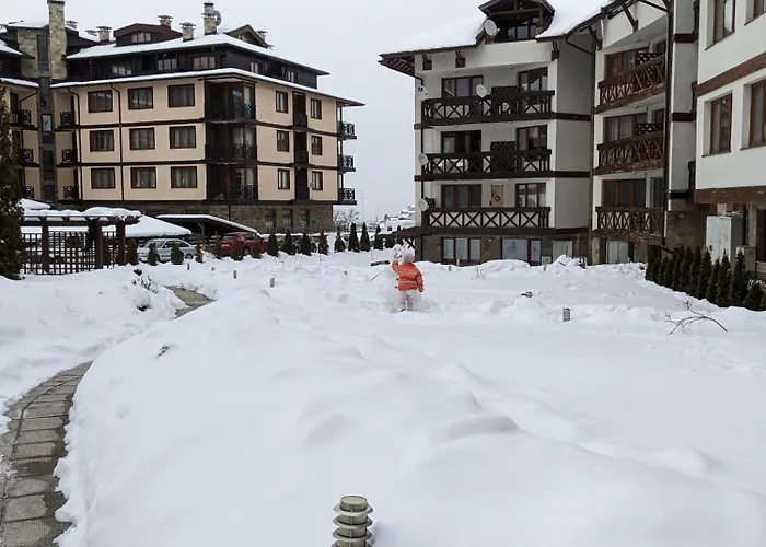 Casual Near Gondola & Center - Neon *